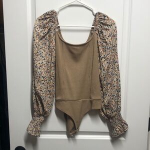 Women’s Small Balloon Sleeve Bodysuit